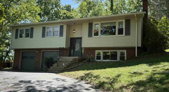 Photo of 11 Lynnhaven Dr S, Staunton, VA 24401