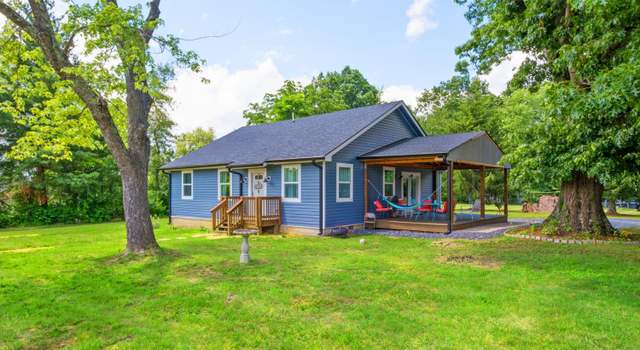 Photo of 860 Maryland Ave, Waynesboro, VA 22980