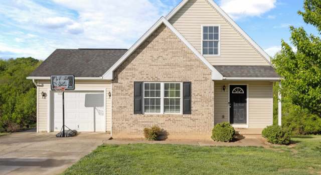 Photo of 61 Thoroughbred Cir, Lexington, VA 24450