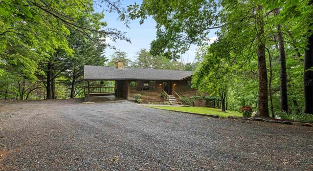Photo of 409 Thomas St, Staunton, VA 24401