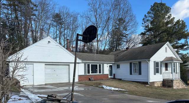 Photo of 60 Oak St, Craigsville, VA 24430