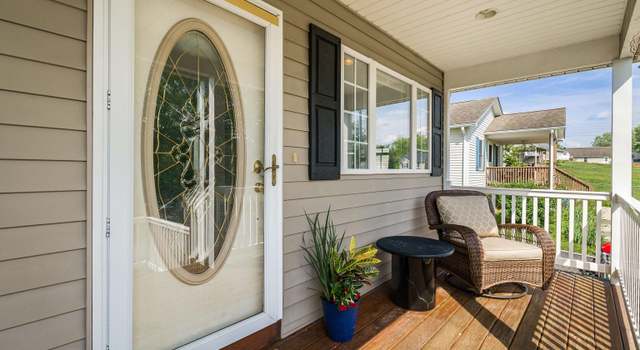 Photo of 725 Mineola St Unit A, Staunton, VA 24401