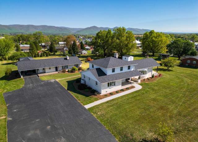 Property at 10304 Spotswood Trl, Mcgaheysville, VA 22840, 5 beds, 4 baths