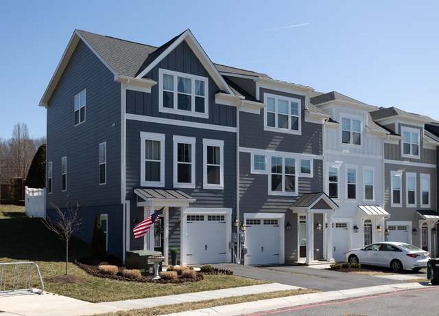 Property at 3381 Monterey Dr, Rockingham, VA 22801, 3 beds, 3 baths