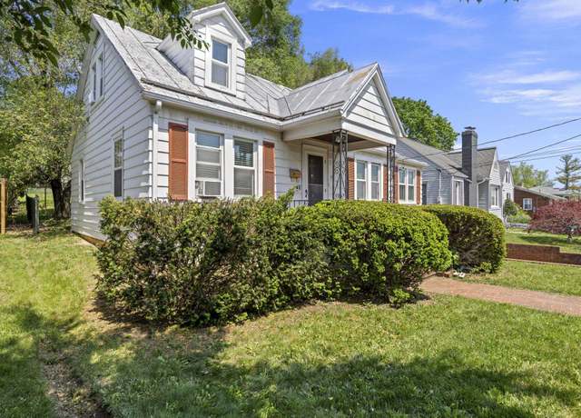 Property at 917 Chestnut Dr, Harrisonburg, VA 22801, 4 beds, 1.5 baths