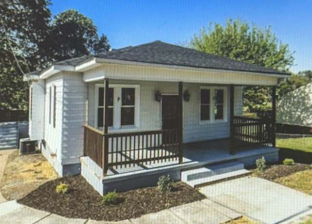 Property at 803 Denver Ave, Shenandoah, VA 22849, 3 beds, 1.5 baths