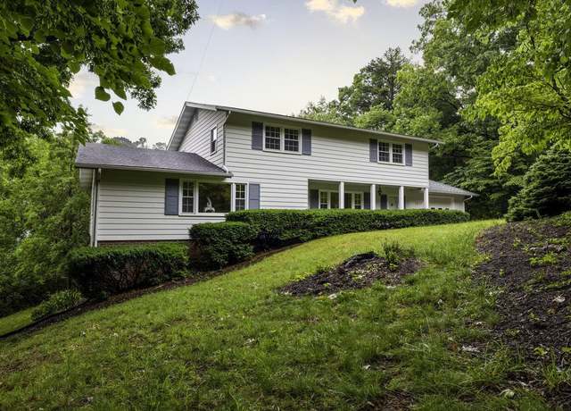 Property at 1217 Windsor Rd, Harrisonburg, VA 22801, 4 beds, 3.5 baths