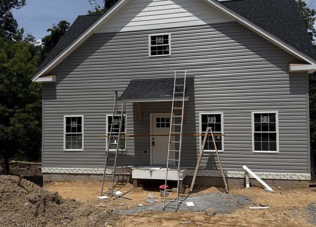 Property at 309 Ivanhoe Ave, Waynesboro, VA 22980, 3 beds, 2 baths