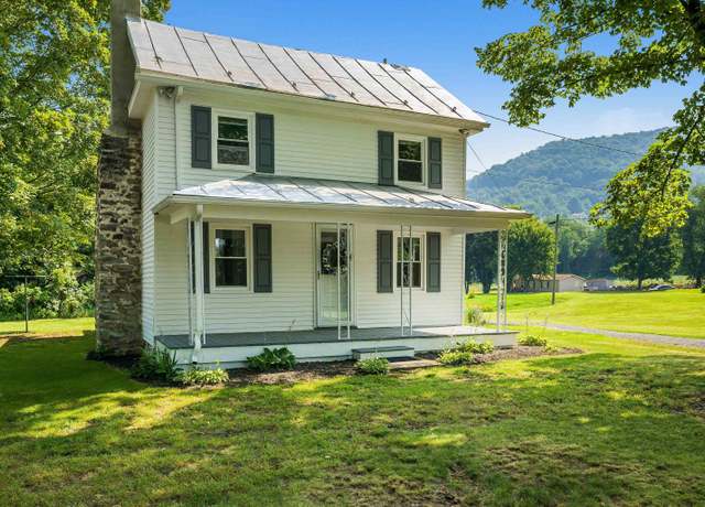 Property at 3914 Ida Rd, Luray, VA 22835, 3 beds, 2 baths