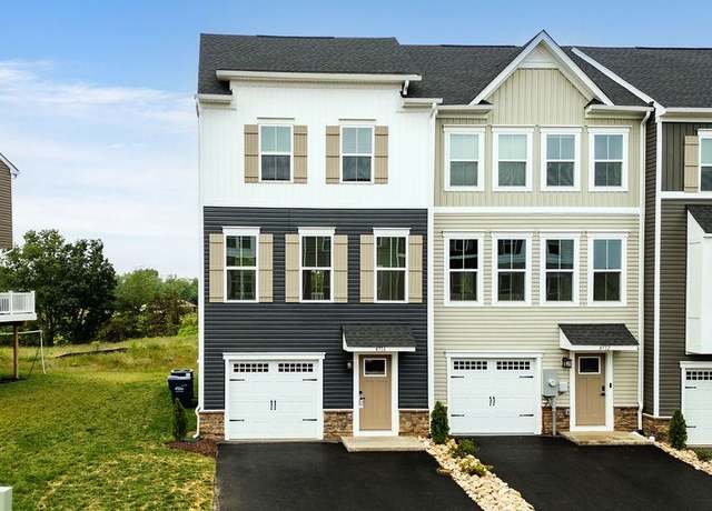 Property at 4516 Fountainbridge Ct, Rockingham, VA 22801, 3 beds, 2.5 baths