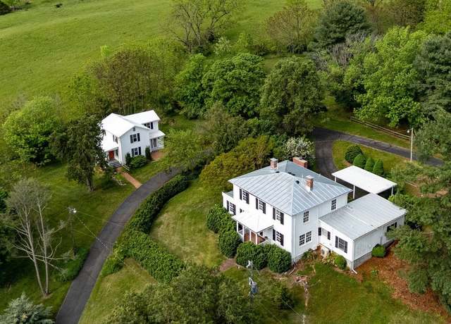 Property at 2860 Uphill Dr, Broadway, VA 22815, 4 beds, 2.5 baths