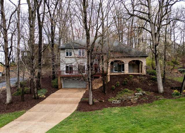 Property at 247 Fairway Dr, Harrisonburg, VA 22801, 4 beds, 3.5 baths