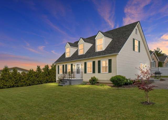 Property at 5480 Main St, Mt Jackson, VA 22842, 3 beds, 1 bath