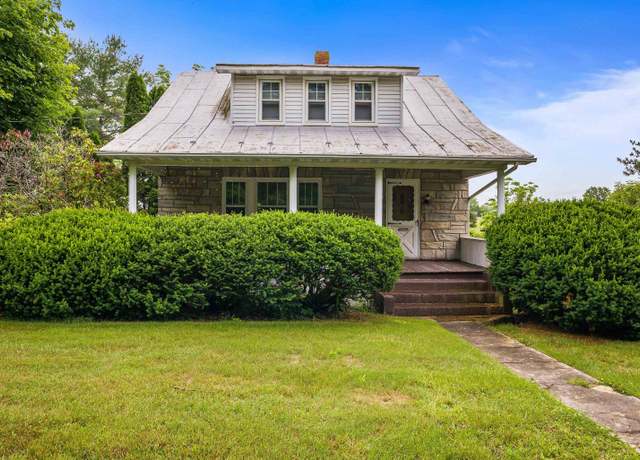 Property at 4056 East Point Rd, Elkton, VA 22827, 4 beds, 1 bath