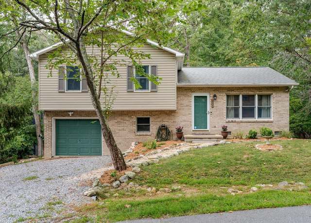 Property at 240 Red Fox Ct, Mcgaheysville, VA 22840, 3 beds, 2.5 baths