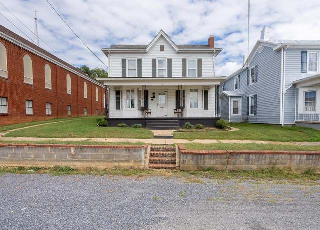Property at 314 Third St, Shenandoah, VA 22849, 3 beds, 1 bath