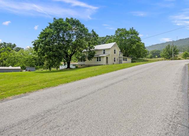 Property at 6596 Mayberry Rd, Singers Glen, VA 22850, 4 beds, 1 bath