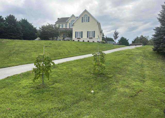 Property at 2605 Rising Rock Ct, Rockingham, VA 22802, 5 beds, 2.5 baths