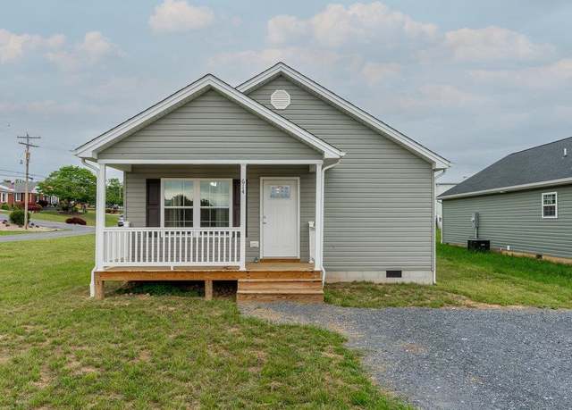 Property at 614 Second St S, Shenandoah, VA 22849, 3 beds, 2 baths