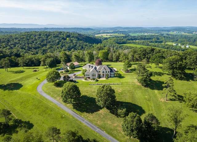 Property at 1582 River Rd N, Mount Crawford, VA 22841, 4 beds, 4.5 baths