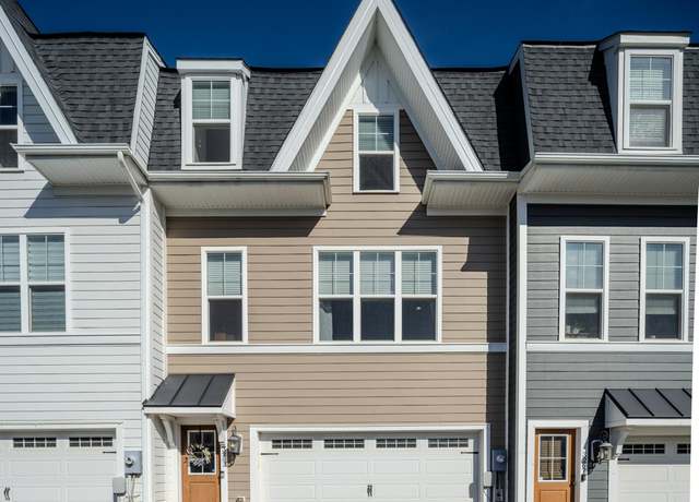 Property at 3263 Charleston Blvd, Rockingham, VA 22801, 3 beds, 2.5 baths