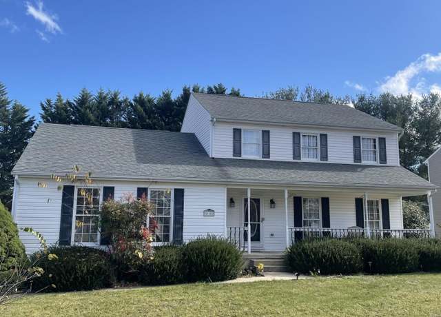 Property at 112 Arrowhead Ln, Stuarts Draft, VA 24477, 3 beds, 2.5 baths