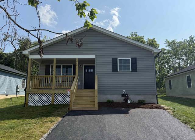 Property at 1028 D St, Waynesboro, VA 22980, 3 beds, 2 baths