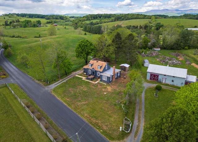 Property at 93 Eidson Creek Rd, Staunton, VA 24401, 3 beds, 2 baths