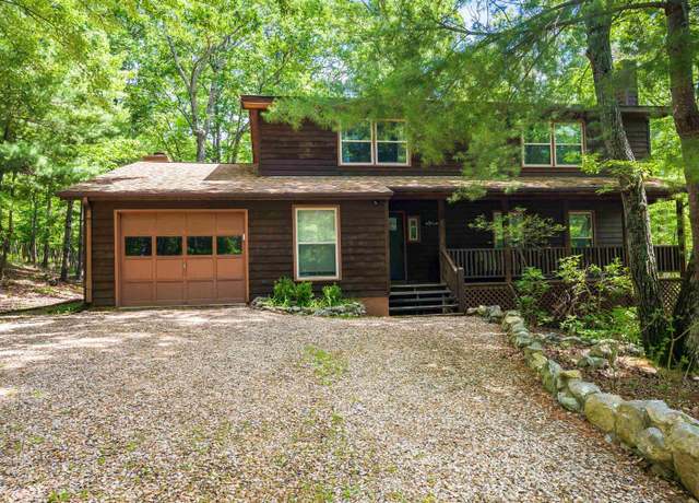 Property at 321 Quail Ct, Mcgaheysville, VA 22840, 4 beds, 2.5 baths