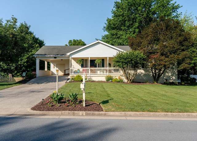 Property at 200 Miller Dr, Bridgewater, VA 22812, 3 beds, 2 baths