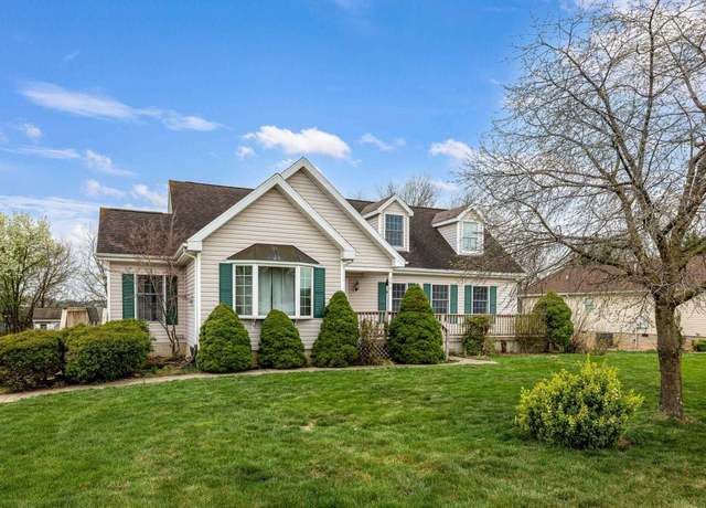 Property at 386 Gold Dr, Broadway, VA 22815, 3 beds, 2.5 baths
