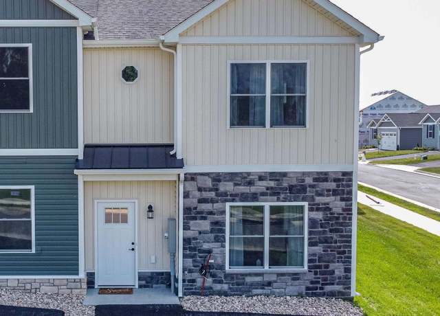 Property at 674 Zephyr Dr, Rockingham, VA 22801, 3 beds, 2.5 baths