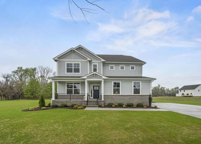 Property at 20 Avonwoods Dr, Staunton, VA 24401, 4 beds, 3 baths