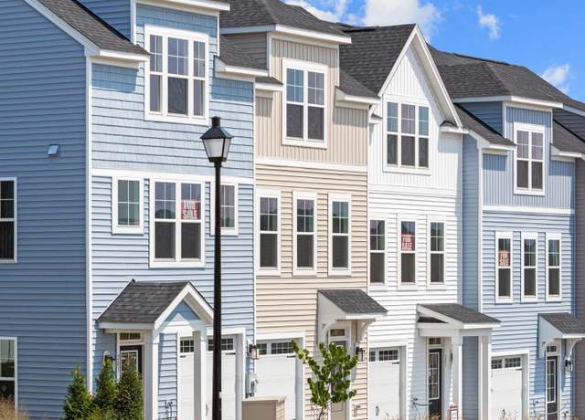 Property at 203 Scarlet Maple Ln #121, Bridgewater, VA 22812, 3 beds, 3 baths