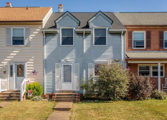 Property at 814 Meadowlark Dr, Harrisonburg, VA 22802, 2 beds, 1.5 baths