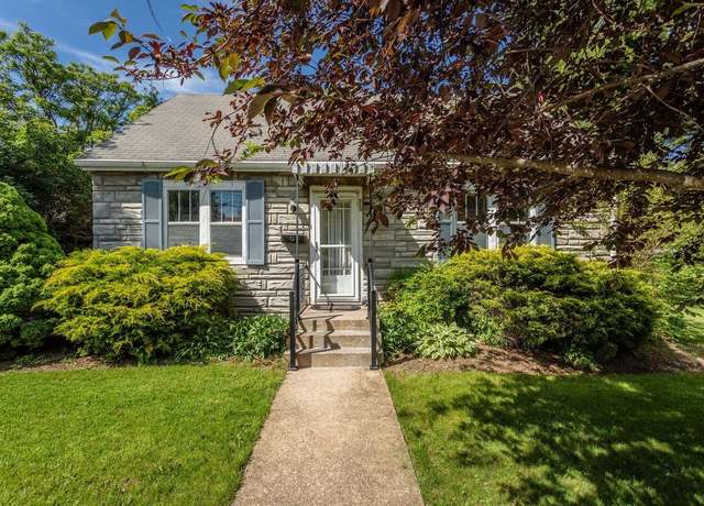 Property at 530 Water St W, Harrisonburg, VA 22801, 3 beds, 1 bath