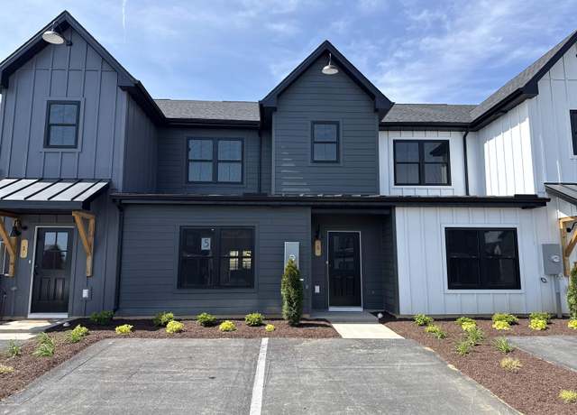Property at 5 Prairie Ct, Bridgewater, VA 22812, 3 beds, 2.5 baths