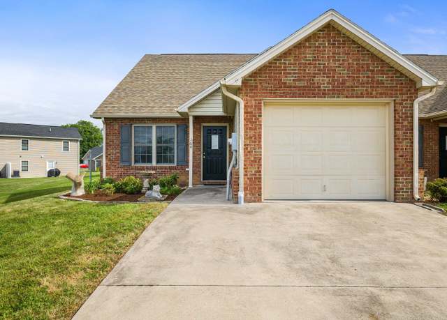 Property at 164 Alger Ln, Broadway, VA 22815, 3 beds, 2 baths