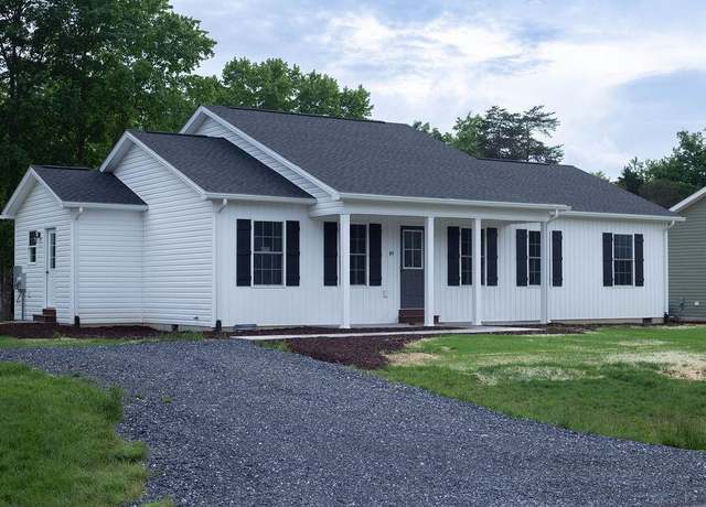 Property at 49 Evergreen Ct, Grottoes, VA 24441, 3 beds, 2 baths