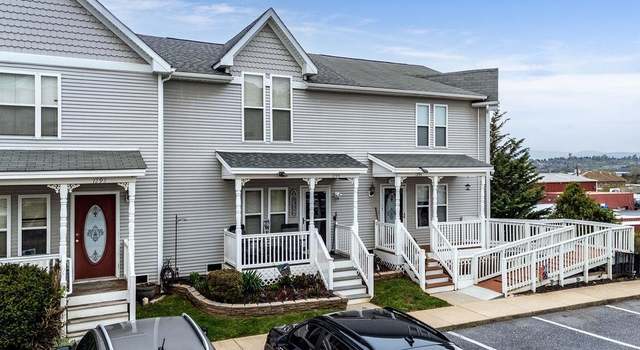 Photo of 1294 Victorian Village Dr, Harrisonburg, VA 22802