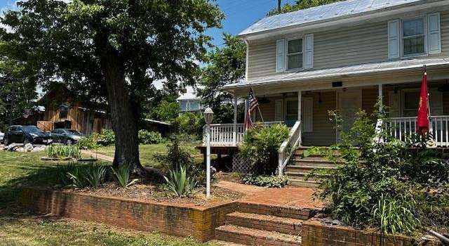 Photo of 2464 Garber Rd, Mount Jackson, VA 22842