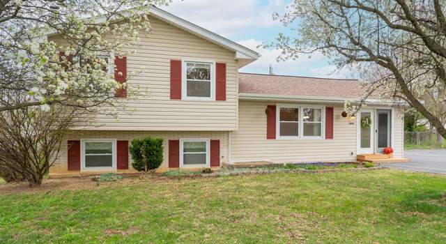 Photo of 6460 Donnagail Dr E, Penn Laird, VA 22846
