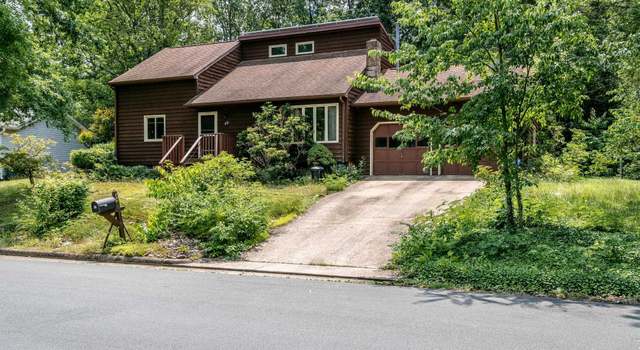 Photo of 49 Sugarcamp Ln, Stuarts Draft, VA 24477