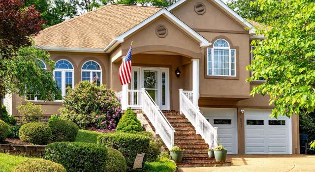 Photo of 3953 Cavalry Ln, Penn Laird, VA 22846