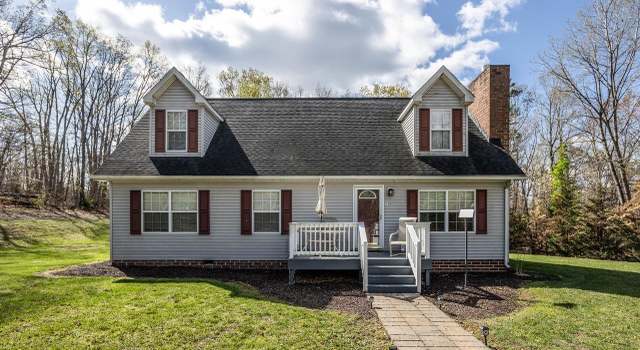 Photo of 180 Iron Works Ln, Elkton, VA 22827