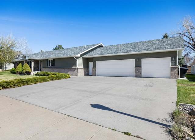 Property at 2466 Southridge Dr, Billings, MT 59102, 4 beds, 3.5 baths