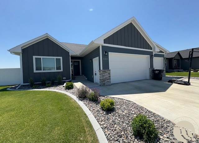 Property at 5304 Dovetail Ave, Billings, MT 59106, 4 beds, 3 baths