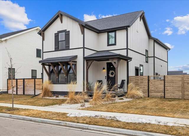 Property at 6115 Eva Marie Ln Ln, Billings, MT 59101, 4 beds, 2.5 baths