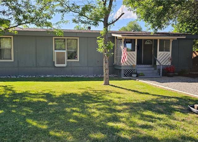 Property at 427 N 4th Street St, Columbus, MT 59019, 3 beds, 2 baths