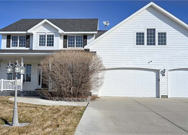 Property at 5067 Maple Ridge Cir, Billings, MT 59106, 4 beds, 2.5 baths